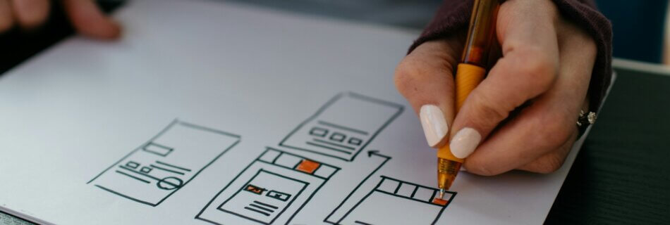 Design Thinking im B2B – praxisnaher Artikel zu Design Thinking B2B für Industrieunternehmen. Vorteile, Einsatzbereiche und konkrete Anwendungsbeispiele.